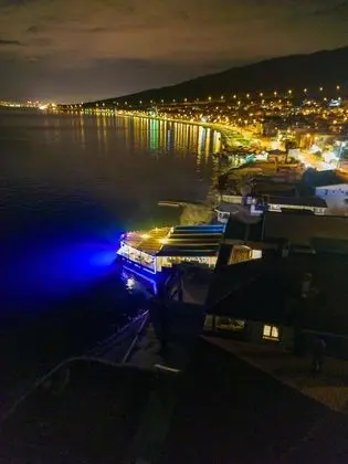 Black Lotus İzmir - Yerinde Yemek