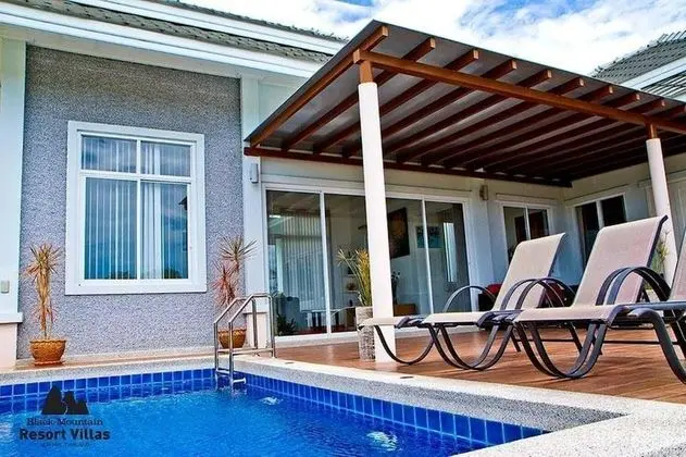 Black Mountain Resort - Havuz