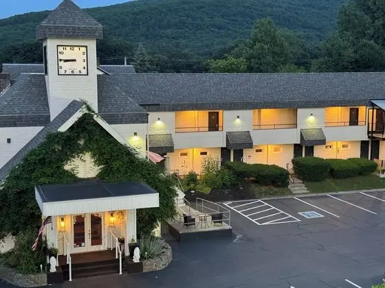 Black Mountain Inn - Dış Mekan