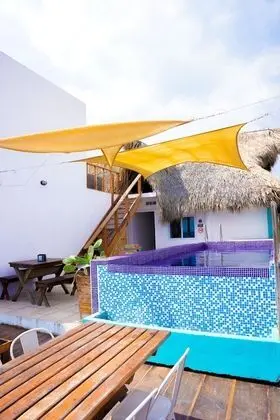 The Black Sand Beachhouse - Dış Mekan