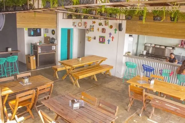 The Black Sand Beachhouse - Lobi