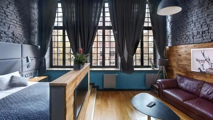 Black Swan House - Öne Çıkan Resim