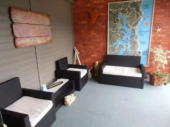 Black Swan Waterfront Motel - İç Mekan