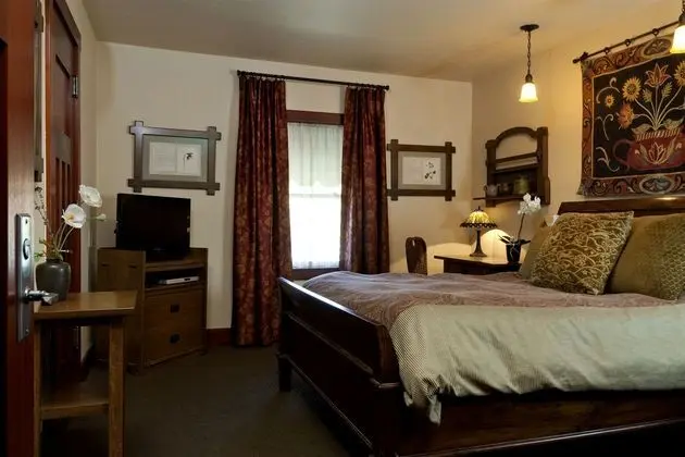 Blackbird Inn