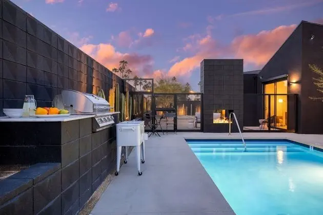 Blackhaus Suites by AvantStay