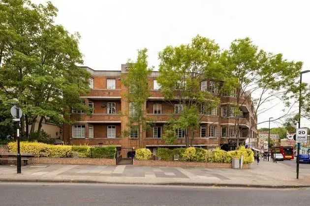 The Blackheath Hideaway - Alluring 2bdr Flat With Balcony