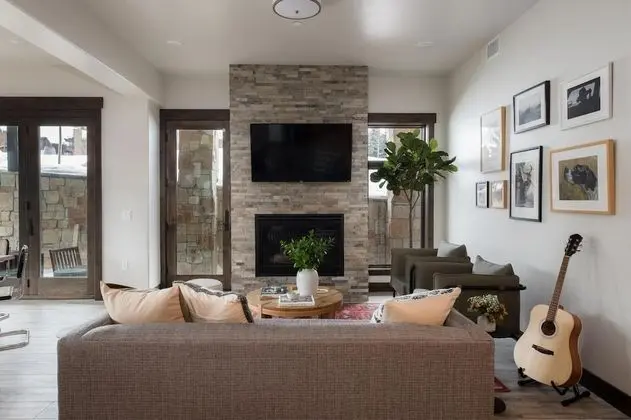 Blackstone 105 in Park City