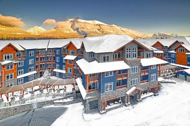 Blackstone Mountain Lodge