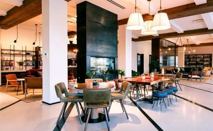 The Blake Hotel - Lobi
