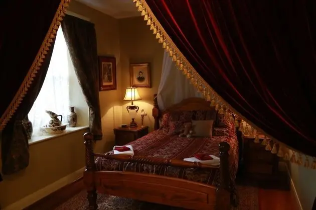 Blakes Manor