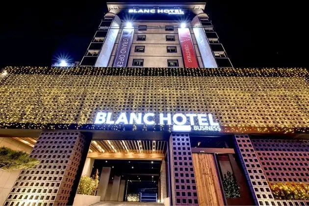 BLANC Business Hotel