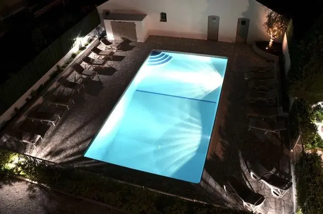 Blanc Sable Hôtel - Havuz