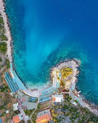 Blanca Beach Hotel