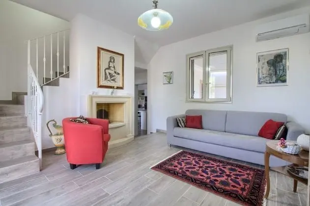 Blanca Deluxe House