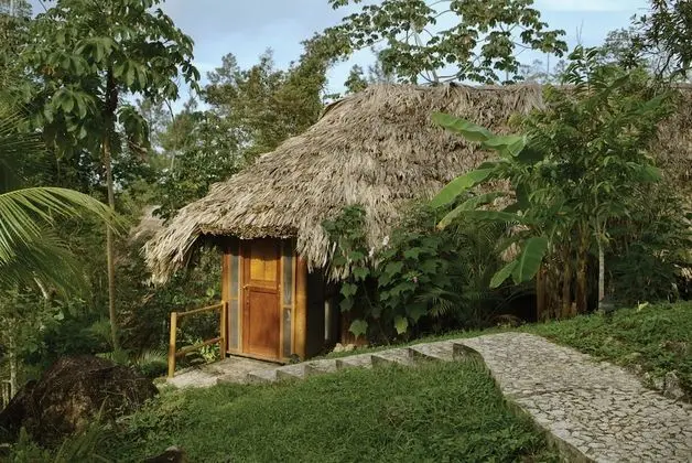 Blancaneaux Lodge by Francis Ford Coppola