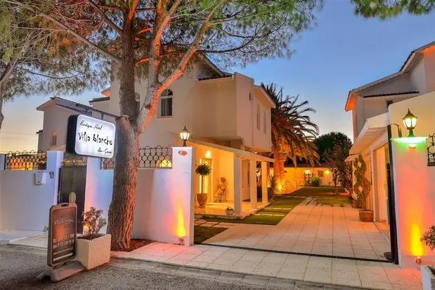 Villa Blanche Otel