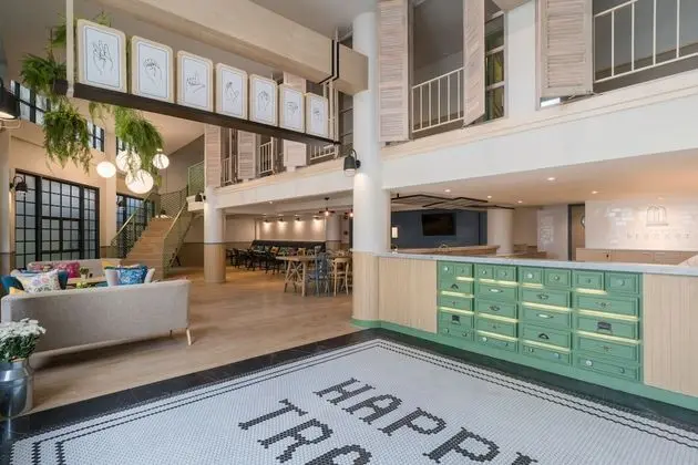 The Blanket Hotel - Öne Çıkan Resim