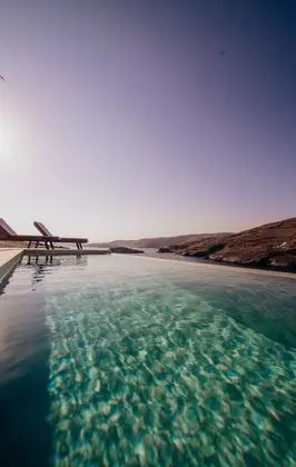 Ble Kythnos Suites - Havuz