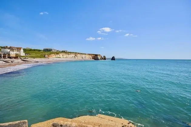 Blenheim House an Immaculate sea Side Home for 12 Guests Plus Swimming Pool - 1