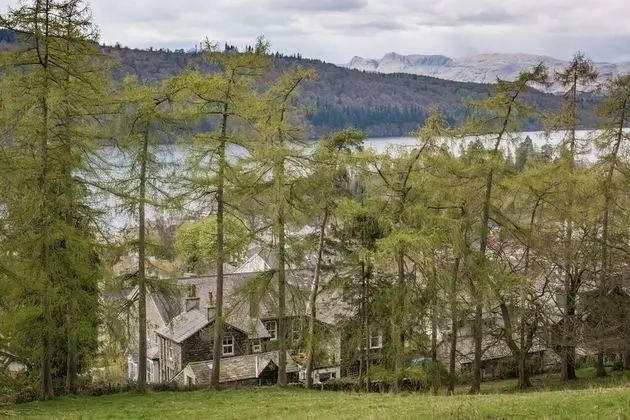 Blenheim Lodge