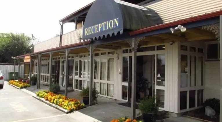 Blenheim Road Motor Lodge - Dış Mekan
