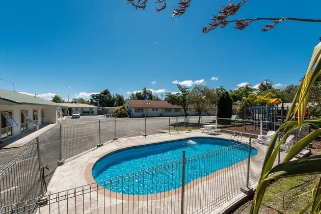 BLENHEIM TOP 10 HOLIDAY PARK