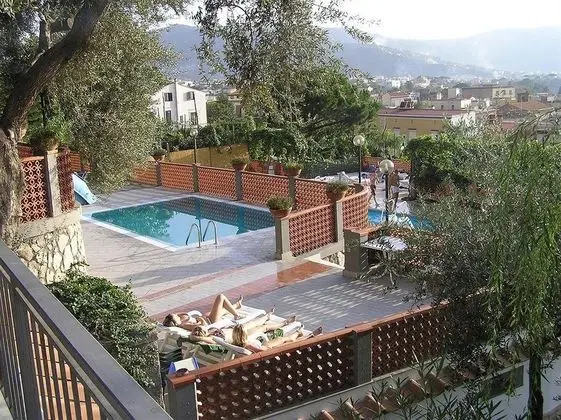 Bleu Village Residence - Genel