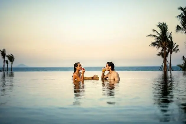 Bliss Hoi An Beach Resort & Wellness - Havuz