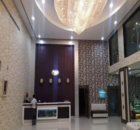 The Bliss International - Lobi