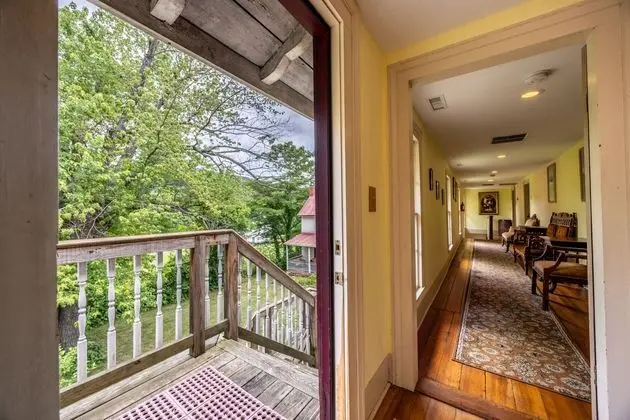 Bliss Point Farm and B&B - İç Mekan
