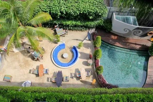 Bliss Surfer Hotel by Tritama Hospitality
