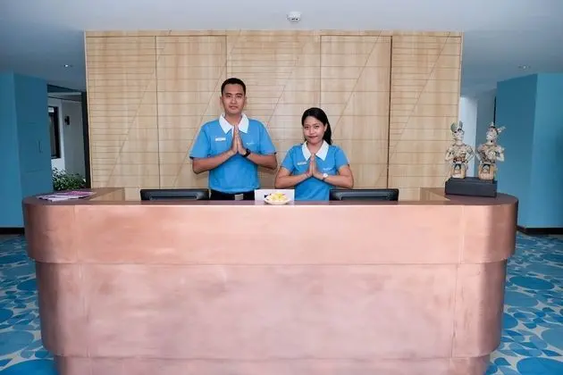 Bloo Bali Hotel - CHSE Certified - Lobi