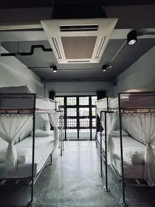 BLOO HOSTEL