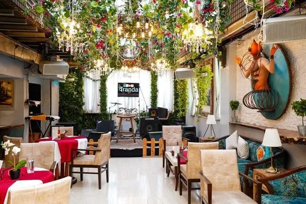 Bloom Boutique - Bandra - Yerinde Yemek