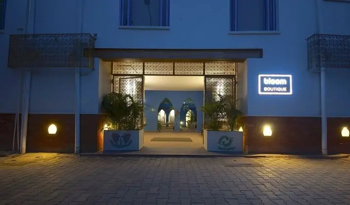 Bloom Boutique - Signature Towers