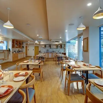 Bloom Hotel - HITEC City - Yerinde Yemek