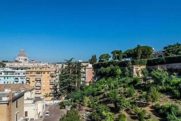 Bloom Hotel Rome