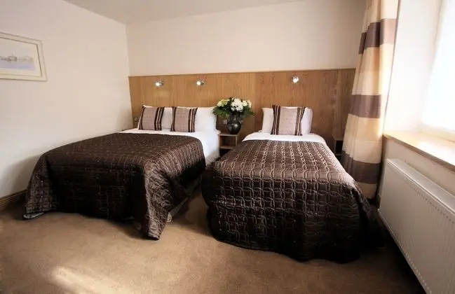 Blooms Hotel - Oda