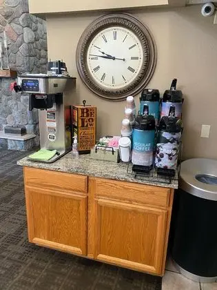 Blossom Hotel & Suites Traverse City - Yerinde Yemek