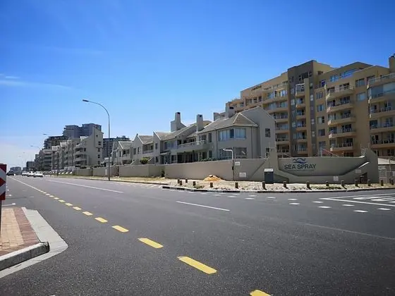 Blouberg Beachfront Accommodation - Dış Mekan