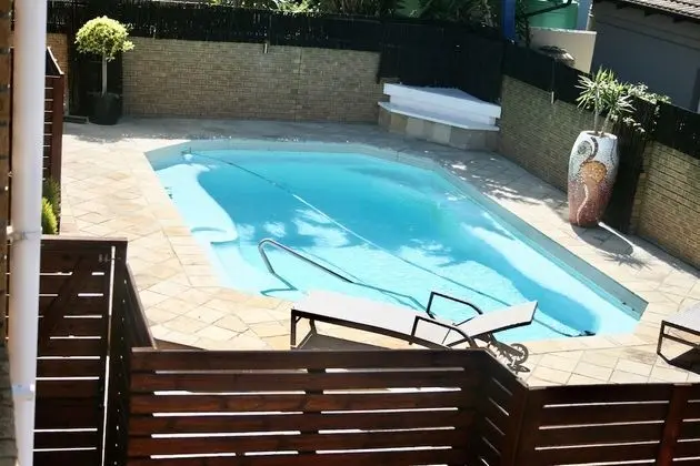 Blouberg Guest Suites - Havuz
