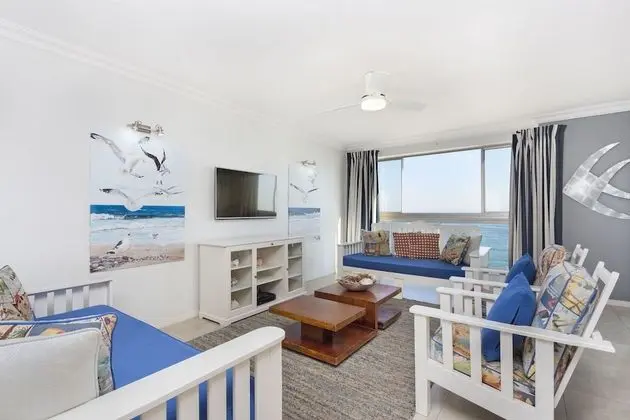 Blouberg Heights 1601 by HostAgents - Oda Düzeni
