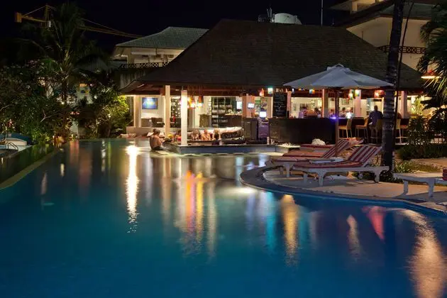 Blu-Zea Resort by Double Six - Bar