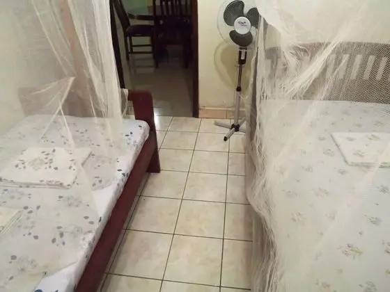 Blue Agama Guesthouse - Oda