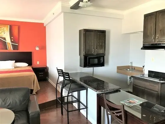 Blue Bay Inn & Suites