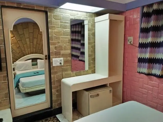 Hotel Blue Bird Colaba - İç Mekan