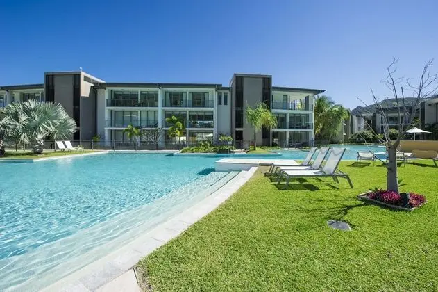 Blue on Blue Apartment 1031 - Havuz
