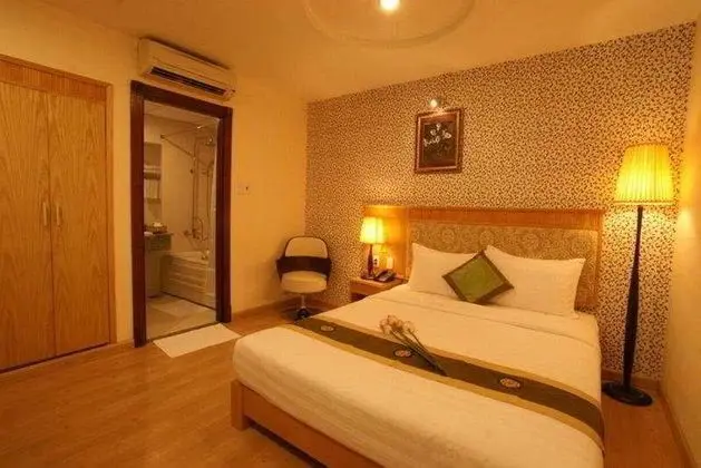 Blue Diamond Hotel