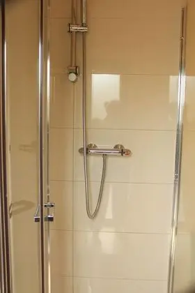 Blue Door House - Banyo Özellikleri