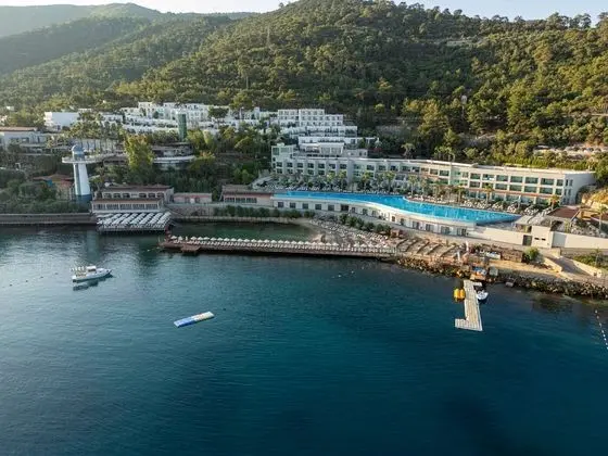 Blue Dreams Resort